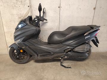 SCOOTER KIMCO XDOWN 125