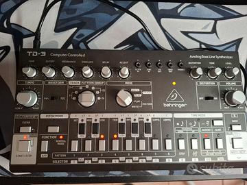 Behringer TD - 3 Black