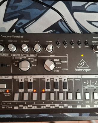 Behringer TD - 3 Black