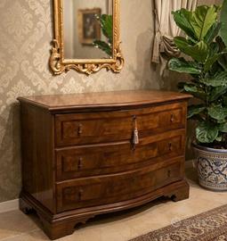 Comò anni 50 in radica