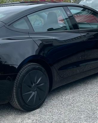 Cerchi originali Tesla Model 3