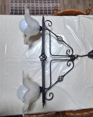 lampadario in ferro battuto a 2 luci