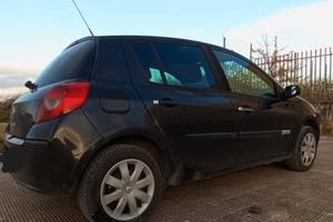 Renault clio 1.5 DCI ripcurl - diesel - 2007