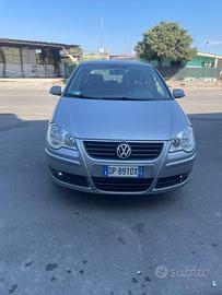 VOLKSWAGEN. POLO A GPL