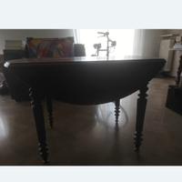 tavoli francesi rotondi con laterali pieghevoli