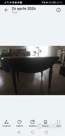 tavoli francesi rotondi con laterali pieghevoli