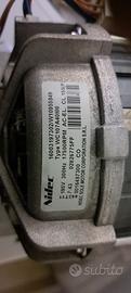 motore lavatrice hotpoint ariston Indesit n idec