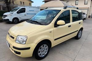 Fiat Panda 1.2 neo-pat 5 POSTI