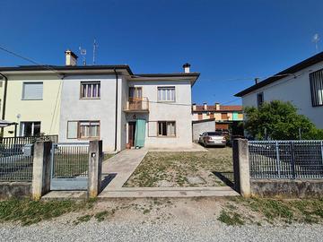 Casa accostata con spazi personalizzabili - ide...