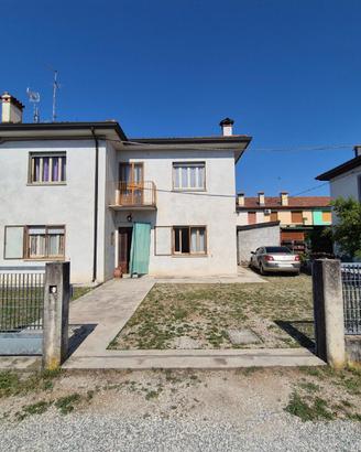 Casa accostata con spazi personalizzabili - ide...