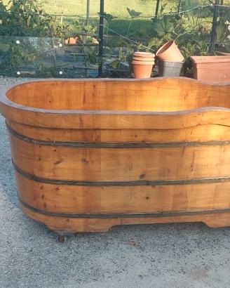 vasca stile giapponese in legno