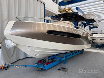 Invictus GT 280 natante IVA ESPOSTA