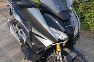 Honda Forza 750