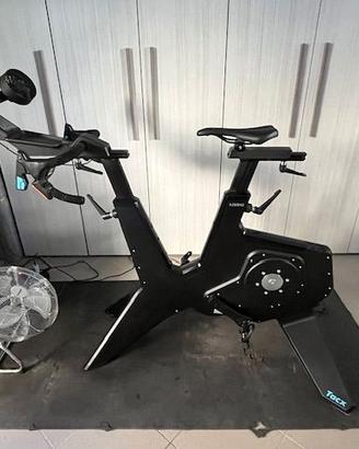 Garmin - Tacx NEO Bike Smart Trainer