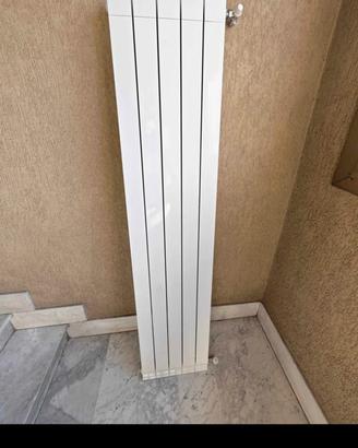 radiatore Alluminio 186cm 1800interasse