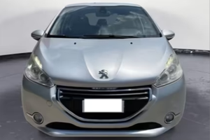 Peugeot 208 - Pochi Km