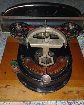 macchina da scrivere geniatus del 1927