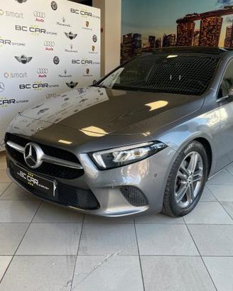 MERCEDES-BENZ A 180 d Aut. *TETTO *PACK LUCI * P