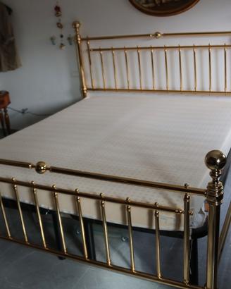 letto di ottone