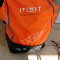 CANOA GONFIABILE DECATHLON TRE POSTI