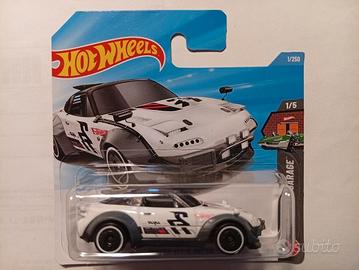 Hot Wheels 2026 Mazda MX-5 Miata "Chimera" 1/250