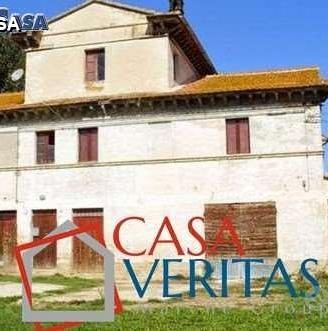 Casale tipico marchigiano zona filetto/senigallia