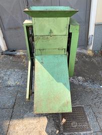 Macchina per pistacchi