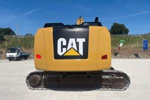 Escavatore cingolato CAT 323 ELN
