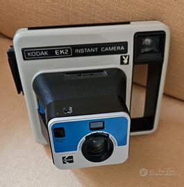 KODAK EK 2 INSTANT CAMERA