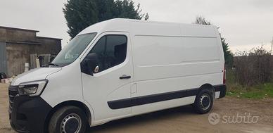 Renault master