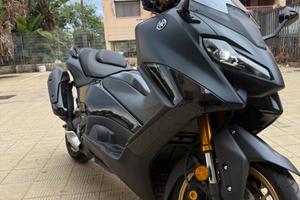 Yamaha T Max 560 - 2023