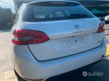 Ricambi usati per Peugeot 308 SW 1.6 HDI del 2016
