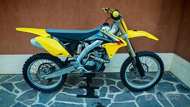 Suzuki rmz 250 