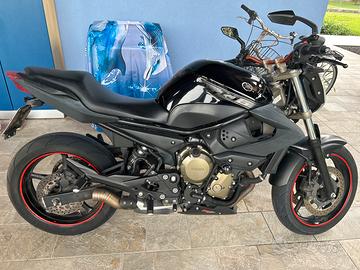 Yamaha XJ6 neopatentati depotenziata