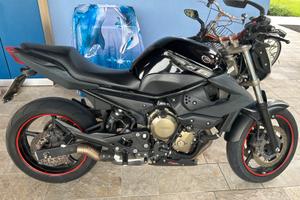 Yamaha XJ6 neopatentati depotenziata