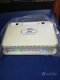 Router wireless Netgear n300 wnr2200