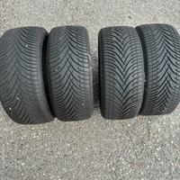 Gomme 215-40-17  87V
