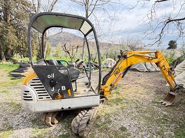Miniescavotore JCB 15 qt