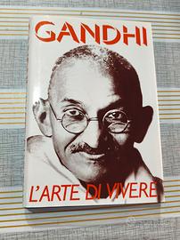 Libro: Gandhi - L'arte di vivere