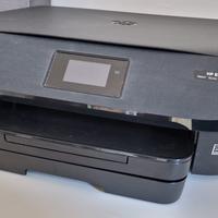 Stampante HP ENVY 5540 + cartuccia nero originale.