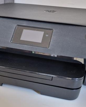 Stampante HP ENVY 5540 + cartuccia nero originale.