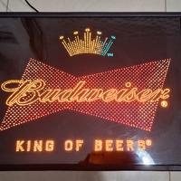 Insegna luminosa Budweiser – “King of Beer"