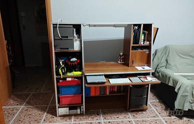 scrivania con ripiano estraibile