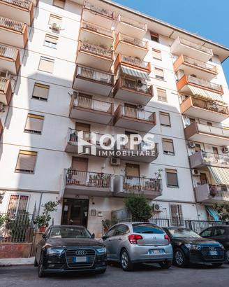 Ampio Trivani con Posto Auto Condominiale - Zona L