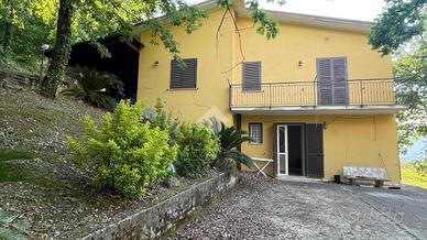 VILLA SINGOLA A ROCCABASCERANA