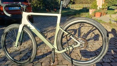 E-Bike 3T Racemax  Tg.56  ruote carbonio Discus 