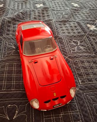 modellino ferrari