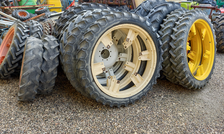 Disponibilità di gomme strette per trattore