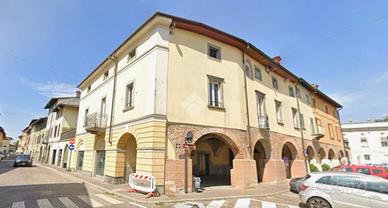 NEGOZIO A MARTINENGO