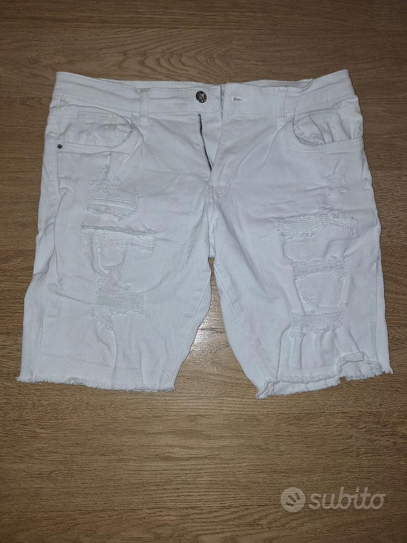 Pantaloncini bianchi strappati deals
